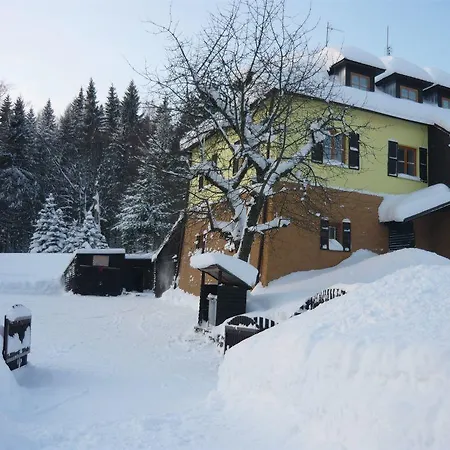 Проживание в семье Penzion Ski